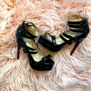 louboutin differa sandals sz 41